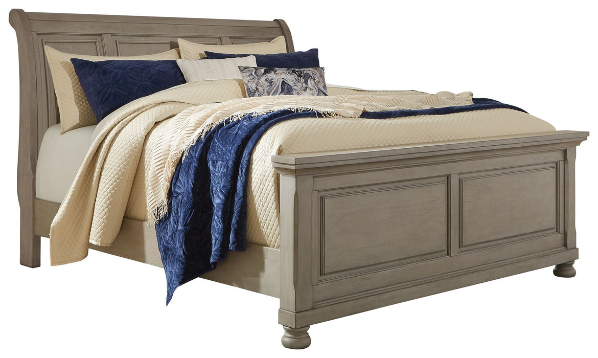 Lettner - Light Gray - California King Sleigh Bed