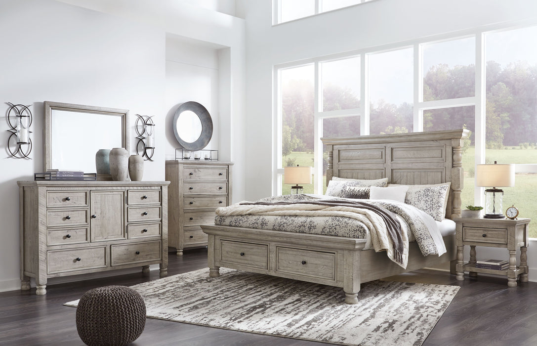 Harrastone - Gray - California King Panel Bed - 8 Pc. - Dresser, Mirror, Chest, Cal King Bed, 2 Nightstands