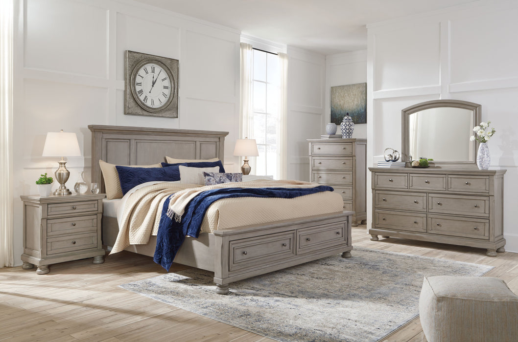 Lettner - Light Gray - California King Panel Storage Bed - 5 Pc. - Dresser, Mirror, Cal King Bed