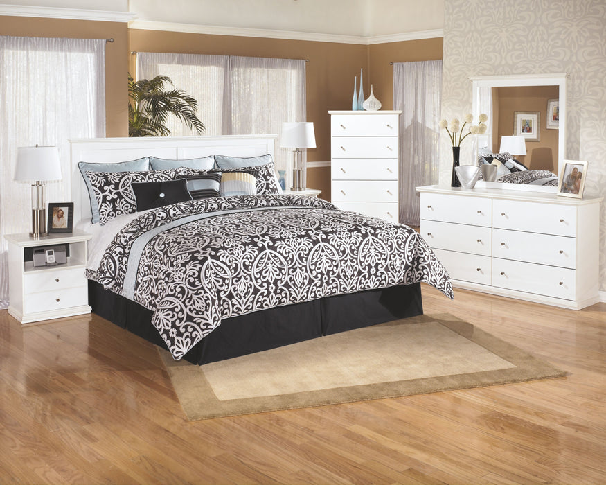 Bostwick Shoals - White - 5 Pc. - Dresser, Mirror, King Panel Headboard, 2 Nightstands