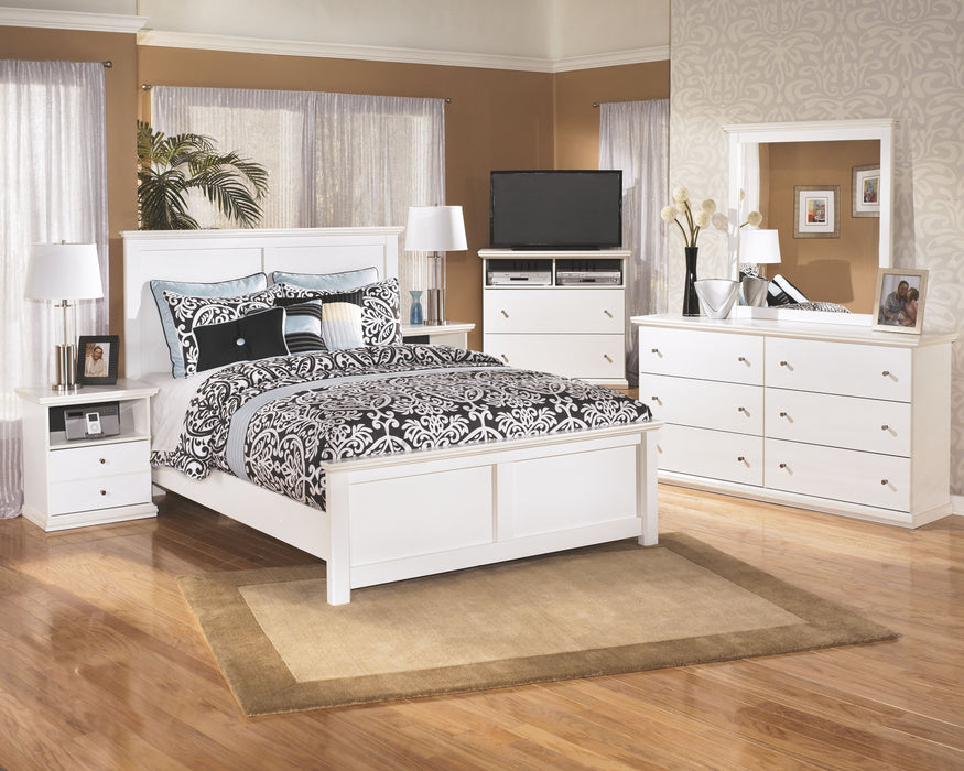 Bostwick Shoals - White - 8 Pc. - Dresser, Mirror, Chest, King Panel Bed, 2 Nightstands