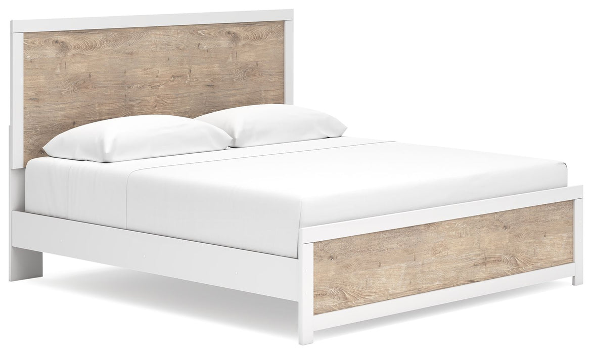 Charbitt - Two-tone - King Panel Bed