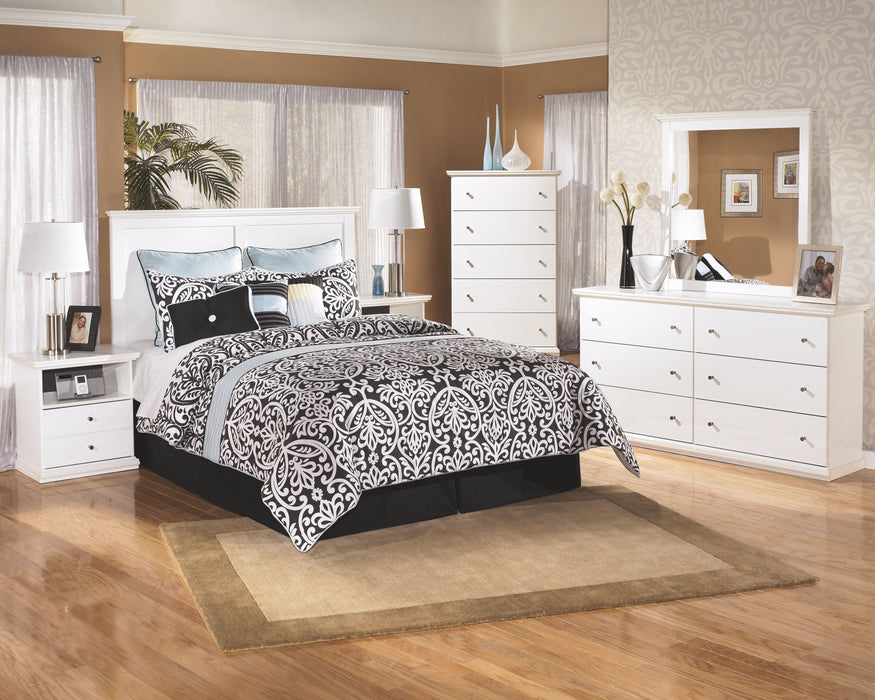 Bostwick Shoals - White - 5 Pc. - Dresser, Mirror, Queen Panel Headboard, 2 Nightstands