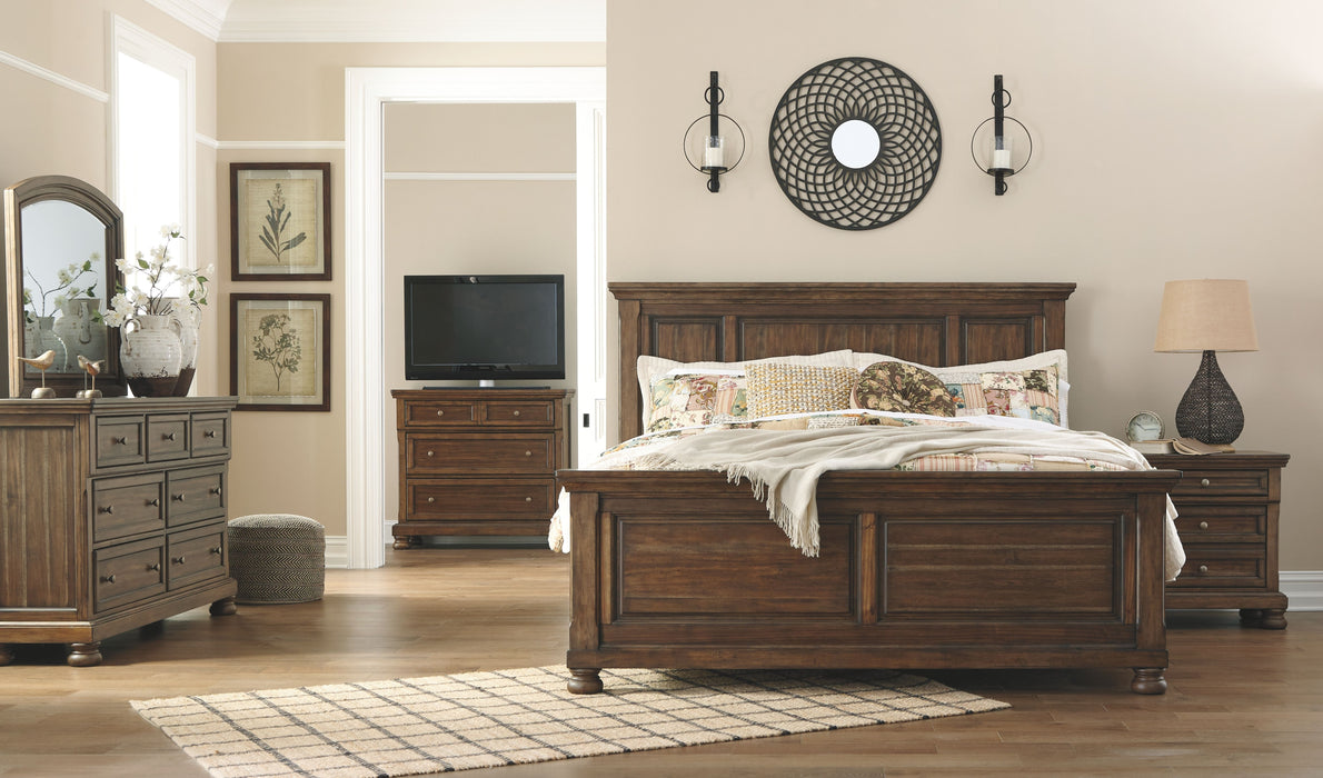 Flynnter - Medium Brown - 6 Pc. - Dresser, Mirror, King Panel Bed, Nightstand